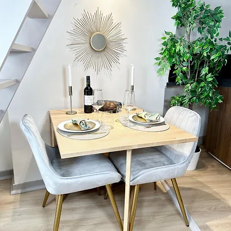 6062 - Stylish Duplex In Olympic Games 2024